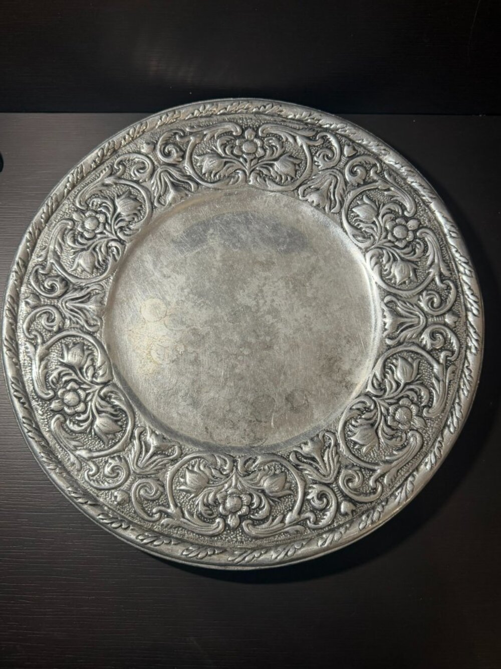Vintage Wilton Armetale William & Mary Round Platter Ornate Floral RWP Tray 13"